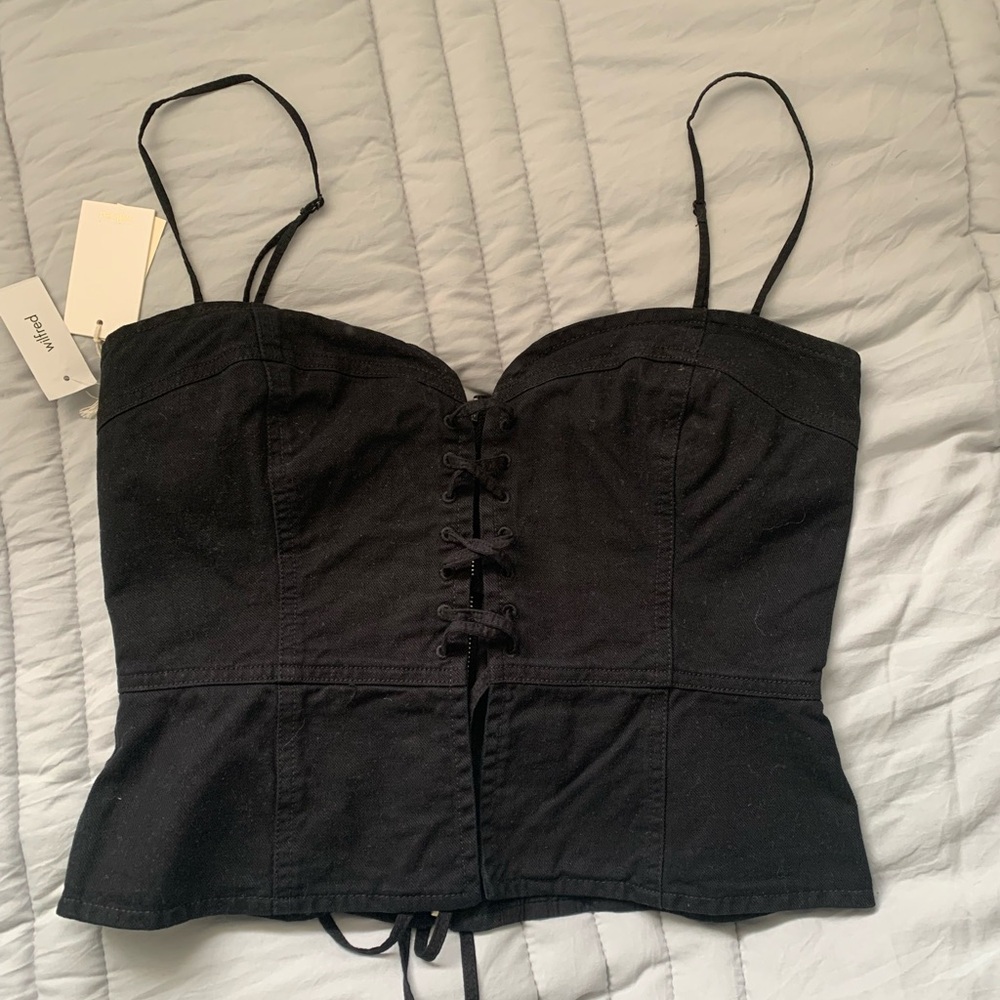 Aritzia Loiret Corest
